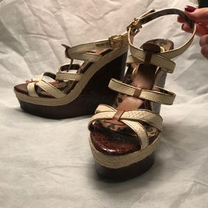 Jessica Simpson wedges